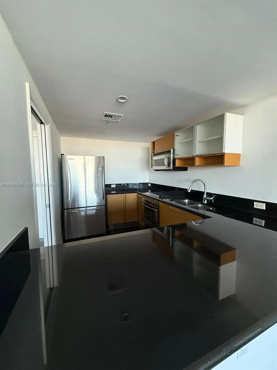 7929 West Dr #802 North Bay Village, FL 33141