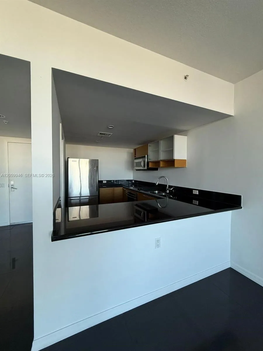 7929 West Dr #802 North Bay Village, FL 33141