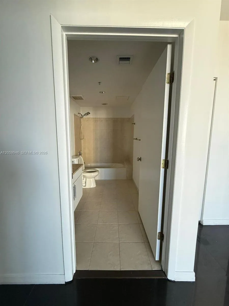 7929 West Dr #802 North Bay Village, FL 33141
