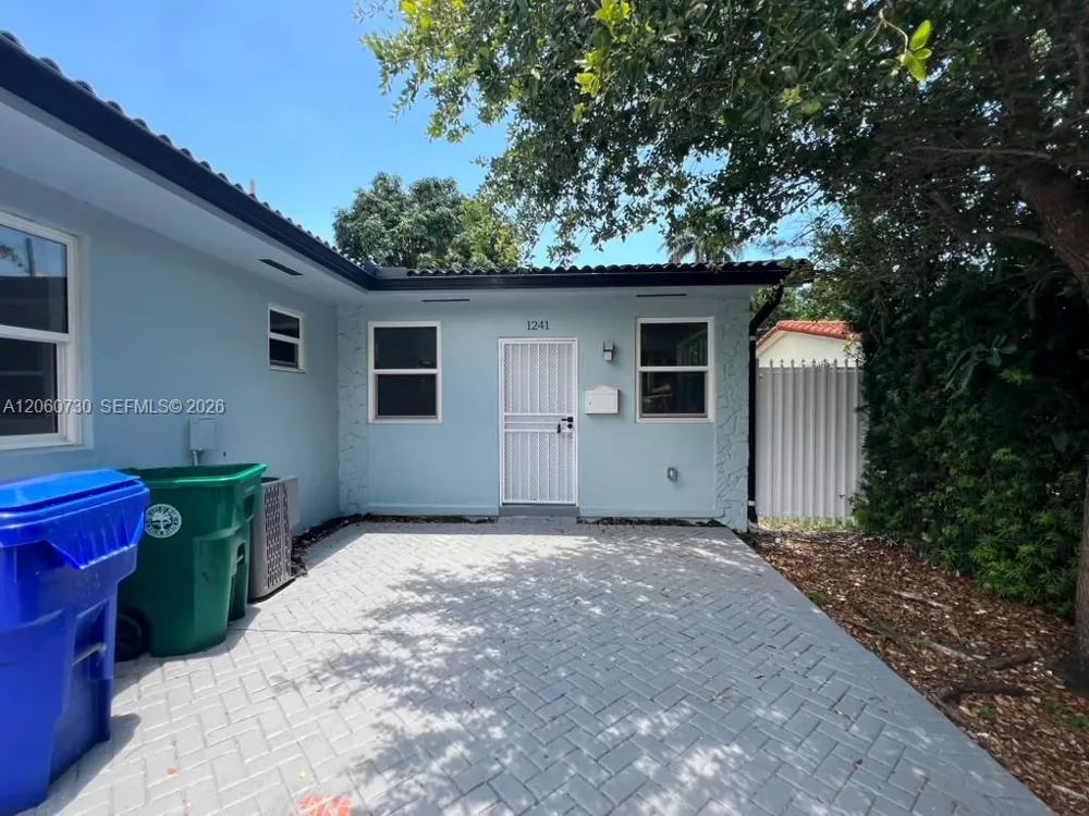 1239 SW 22nd Ave #1241 Miami, FL 33135