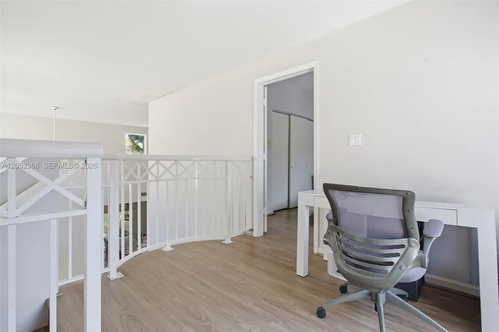 3722 NE 208th Ter Aventura, FL 33180