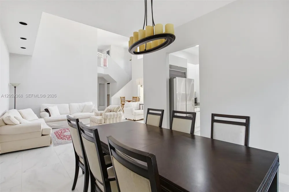3722 NE 208th Ter Aventura, FL 33180