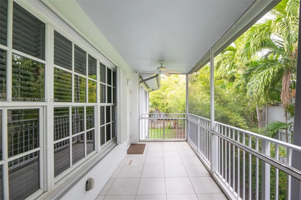 1125 99th St #12 Bay Harbor Islands, FL 33154