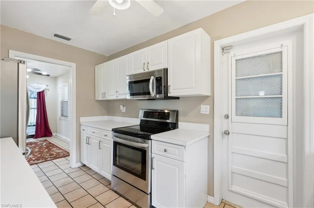 1421 Olmeda Way Fort Myers, FL 33901