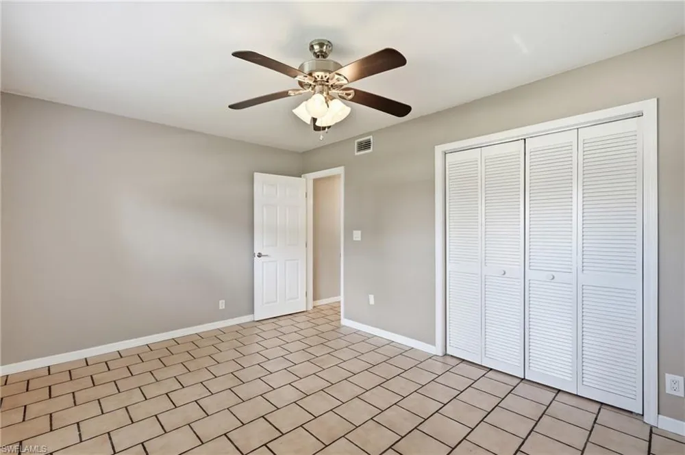 1421 Olmeda Way Fort Myers, FL 33901