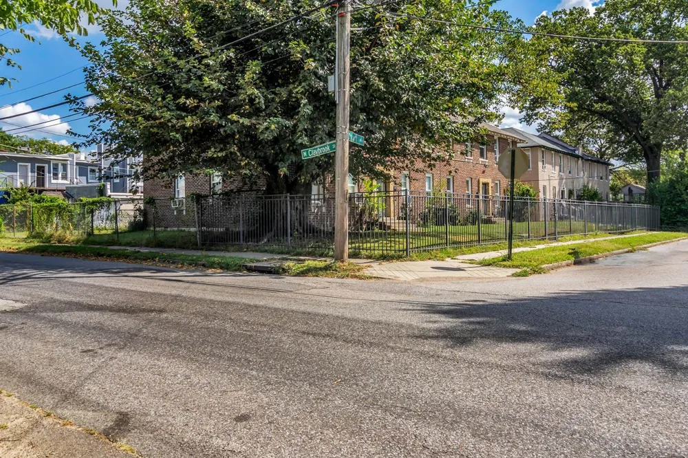 1292 COURT AVE Memphis, TN 38104
