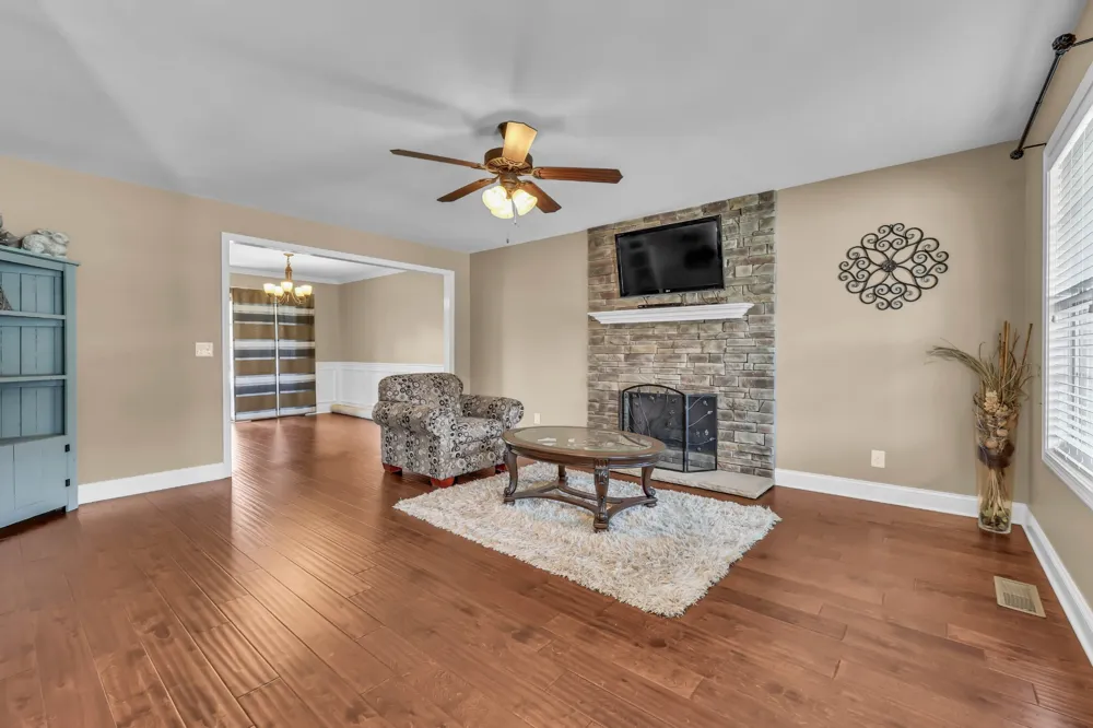 844 E ACCIPITER CIRCLE Clarksville, TN 37043