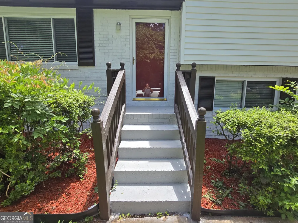 1743 Hillview AVE Jonesboro, GA 30236