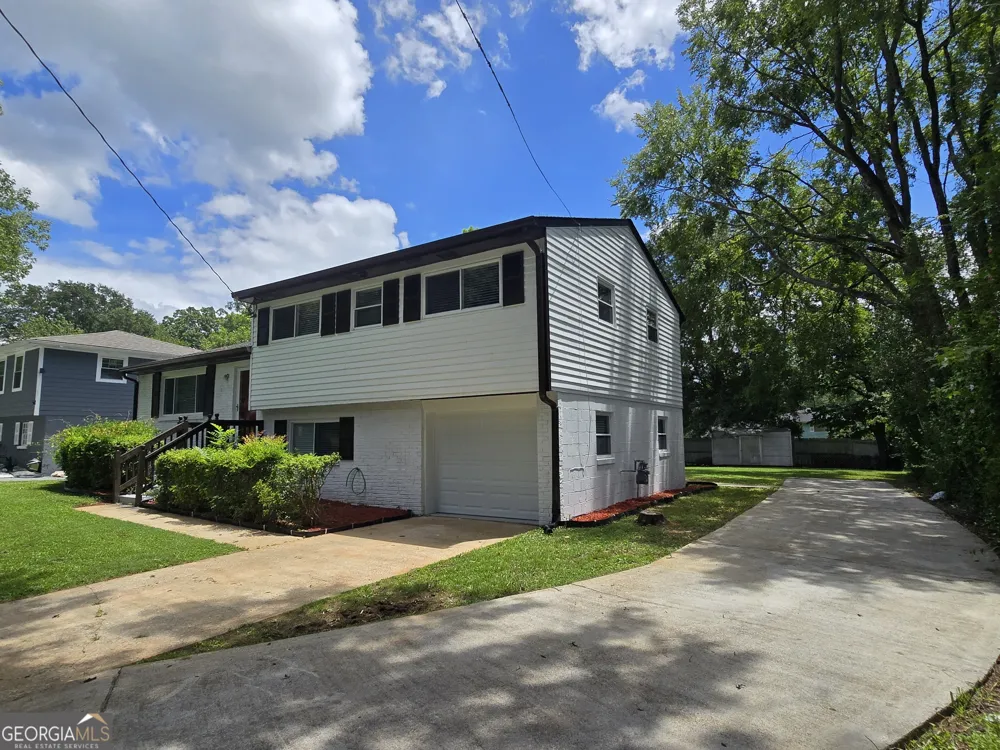 1743 Hillview AVE Jonesboro, GA 30236