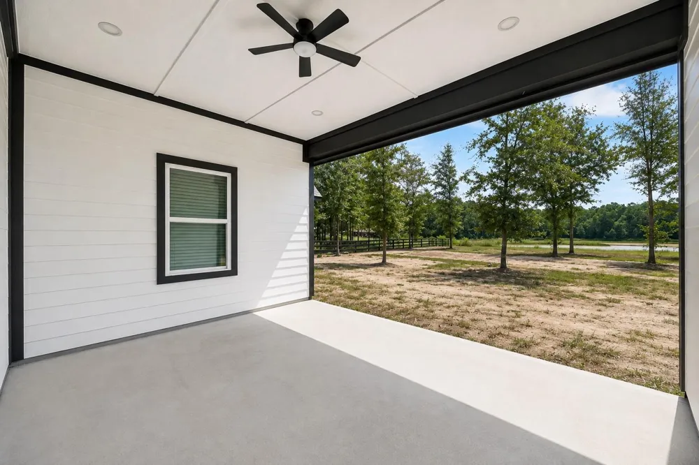 170 County Road 37301 Splendora, TX 77372