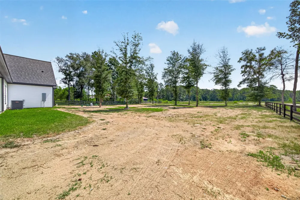 170 County Road 37301 Splendora, TX 77372