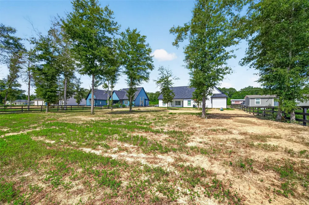 170 County Road 37301 Splendora, TX 77372