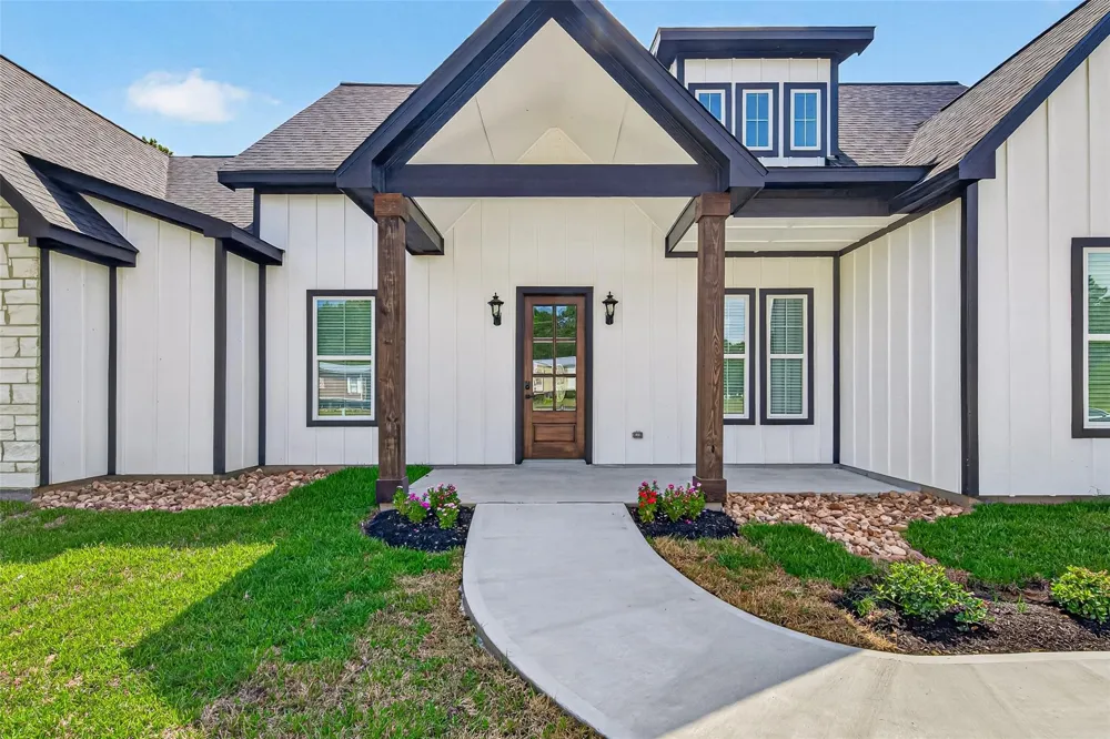 170 County Road 37301 Splendora, TX 77372