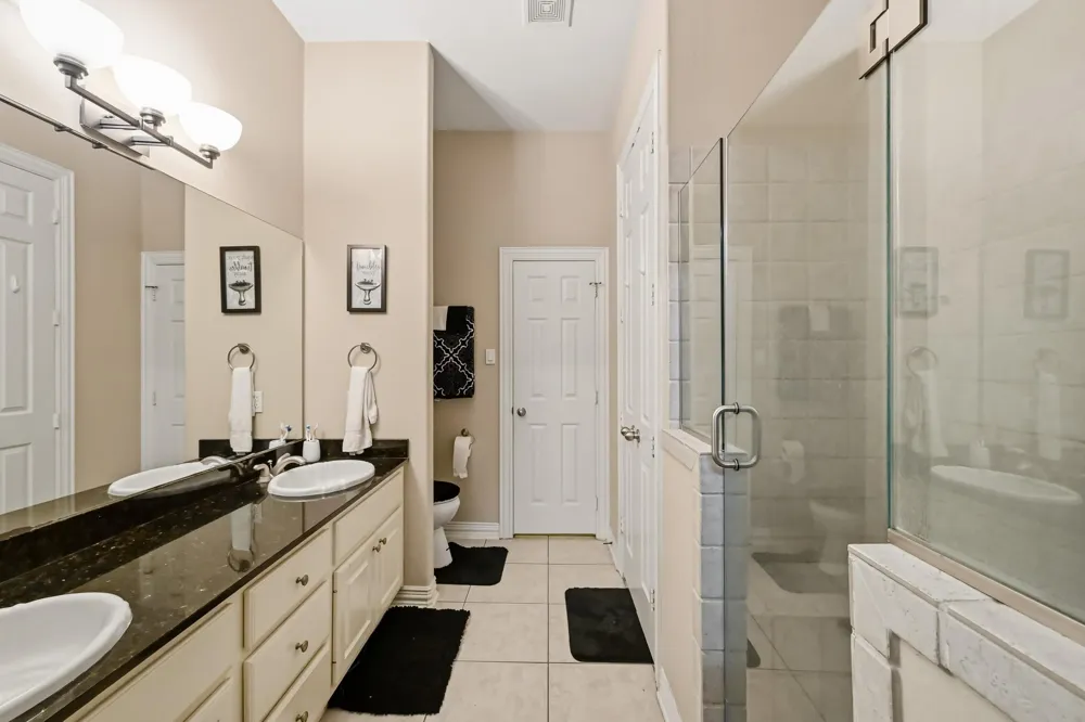 14215 Mossy Gate Lane Houston, TX 77082