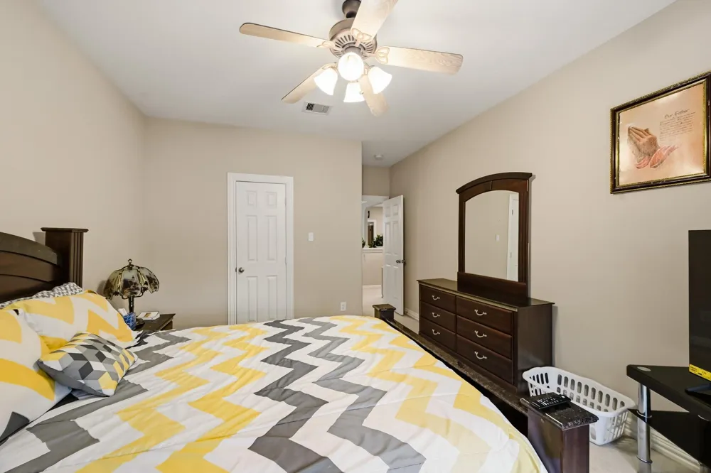 14215 Mossy Gate Lane Houston, TX 77082