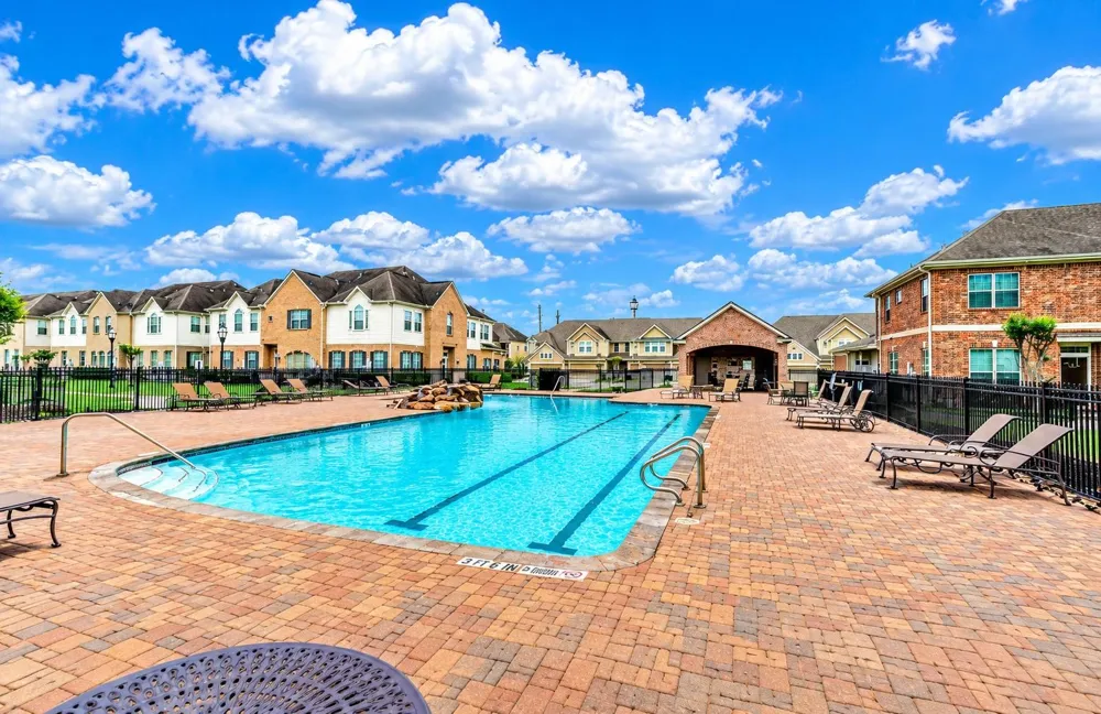 14215 Mossy Gate Lane Houston, TX 77082