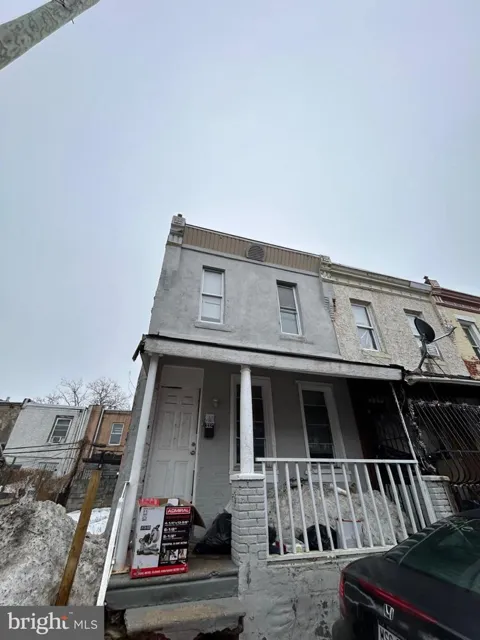 3323 MUTTER STREET