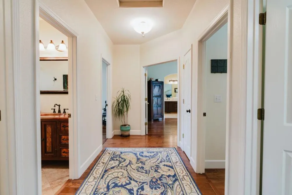 44737 Sun Valley Drive King City, CA 93930