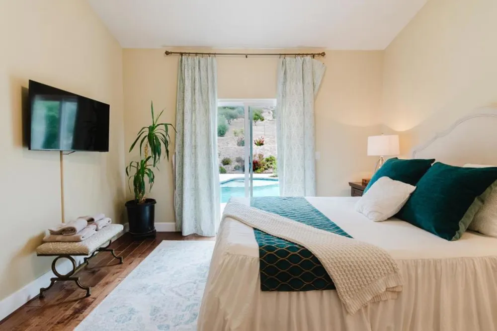 44737 Sun Valley Drive King City, CA 93930