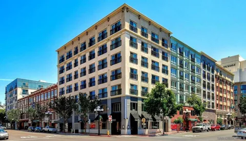 450 Street #6121