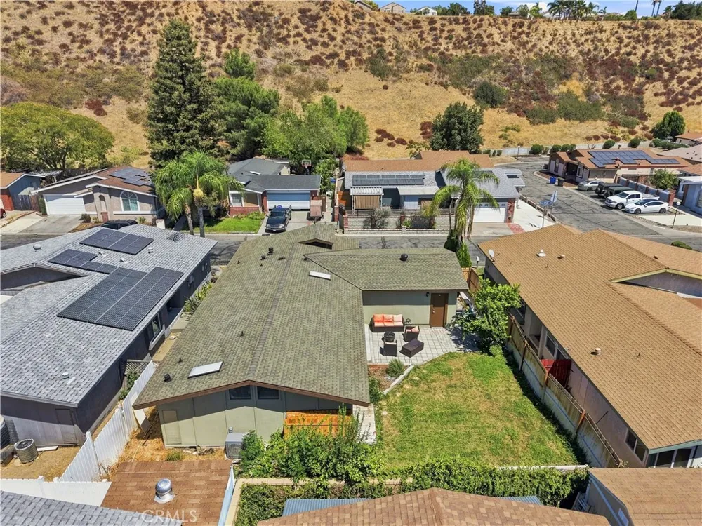 31977 Quartz Lane Castaic, CA 91384