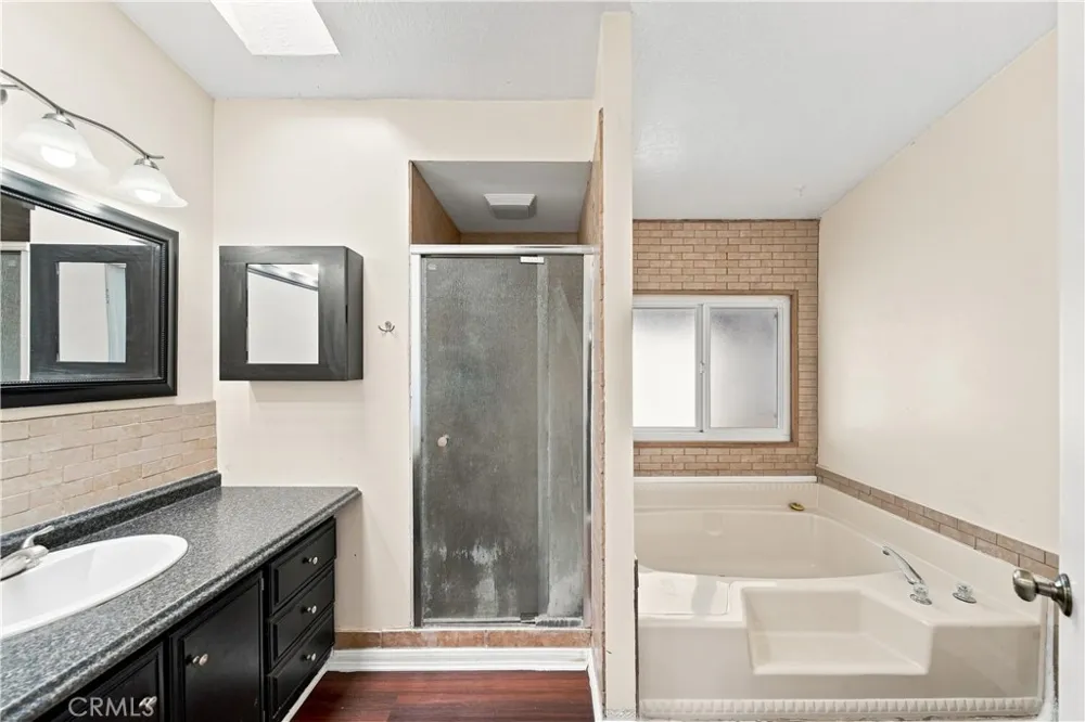 31977 Quartz Lane Castaic, CA 91384