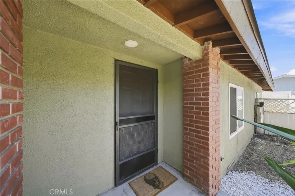31977 Quartz Lane Castaic, CA 91384