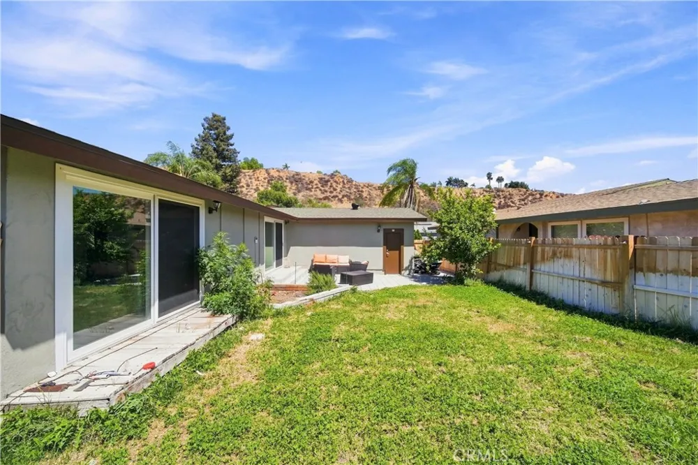 31977 Quartz Lane Castaic, CA 91384