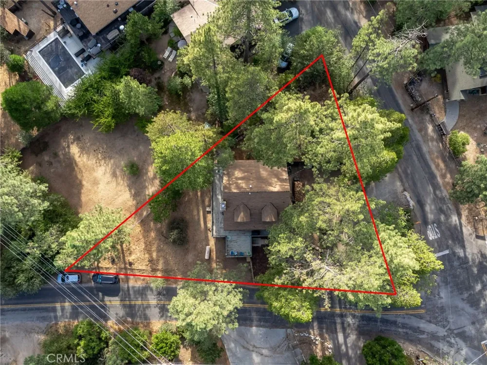 54025 Pine Crest Idyllwild, CA 92549