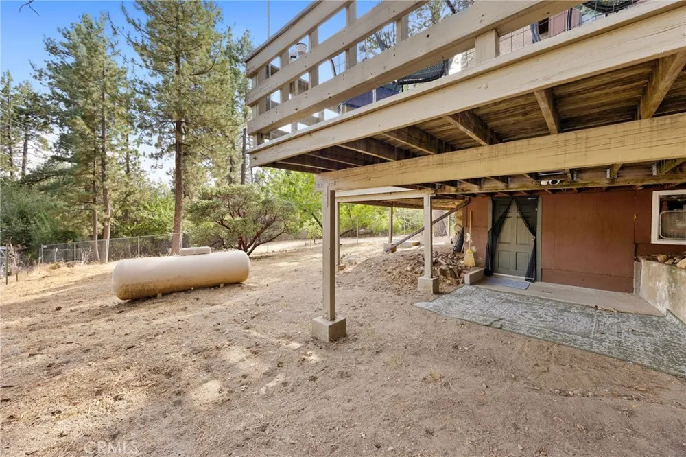 54025 Pine Crest Idyllwild, CA 92549