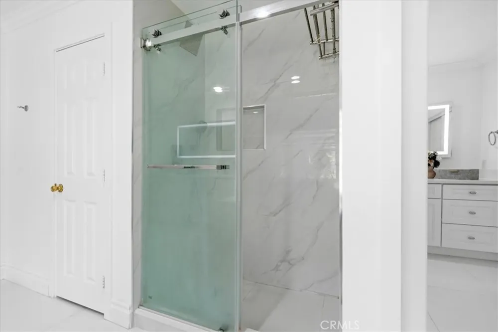 98 Winslow Irvine, CA 92620