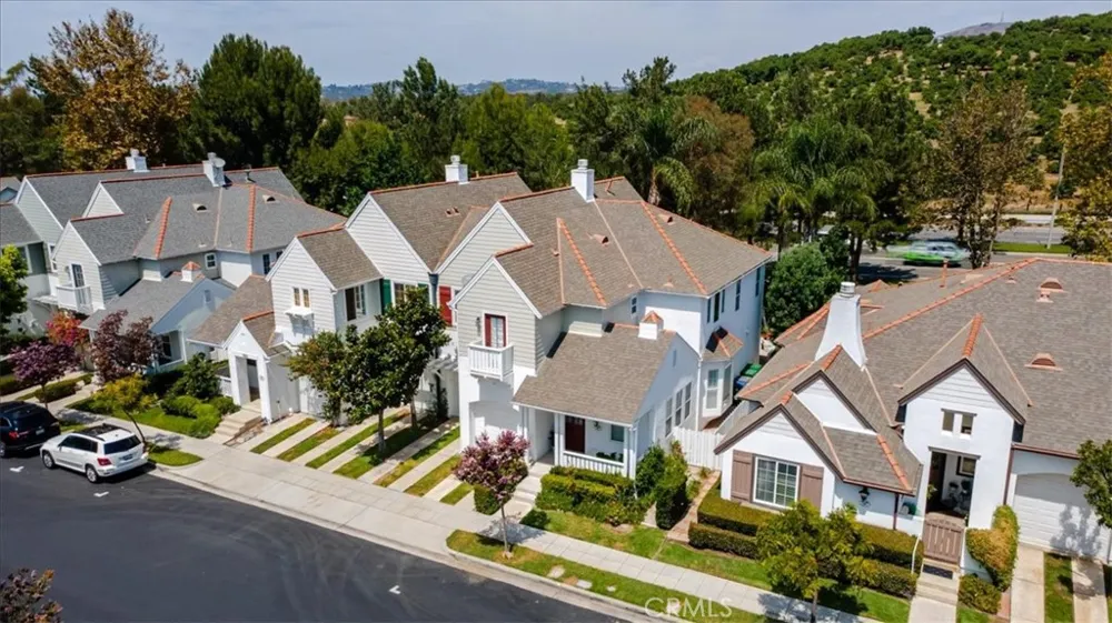 98 Winslow Irvine, CA 92620
