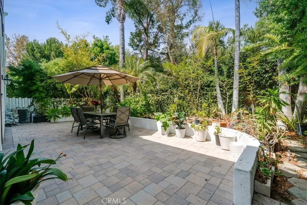 98 Winslow Irvine, CA 92620
