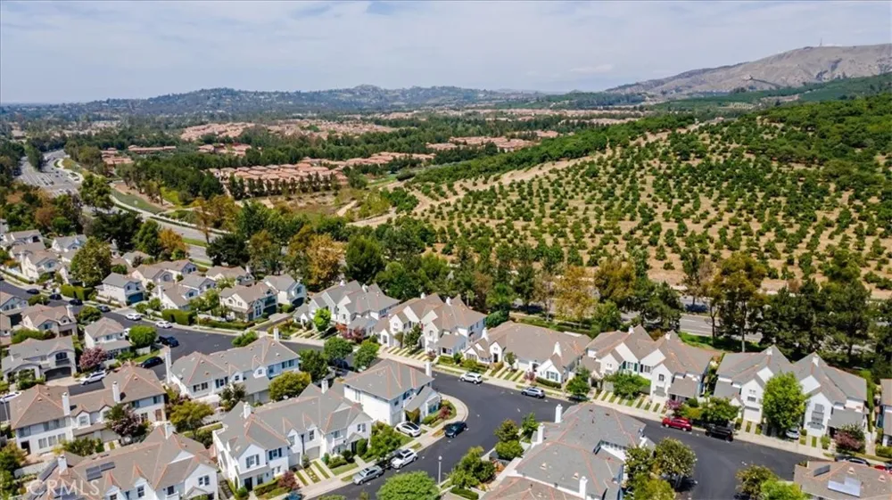 98 Winslow Irvine, CA 92620