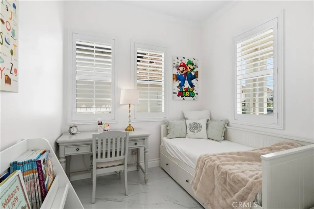 98 Winslow Irvine, CA 92620