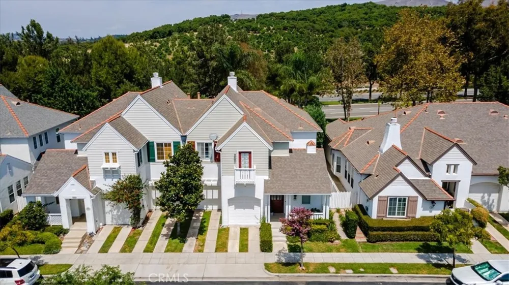 98 Winslow Irvine, CA 92620
