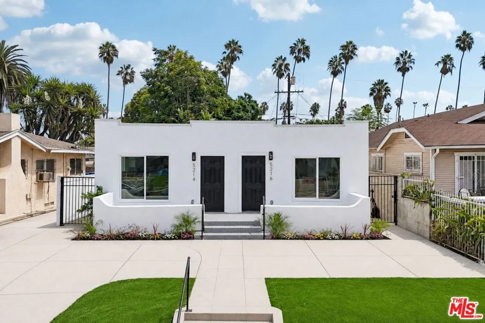5214 Cimarron Street Los Angeles, CA 90062