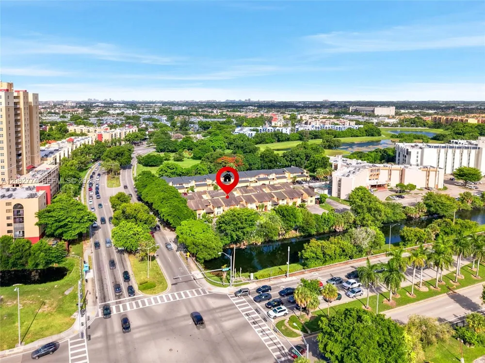 9674 Fontainebleau Blvd #28 Miami, FL 33172