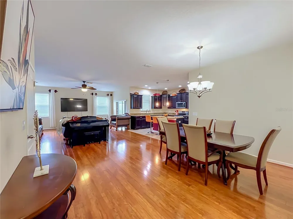3514 RODRICK CIRCLE Orlando, FL 32824