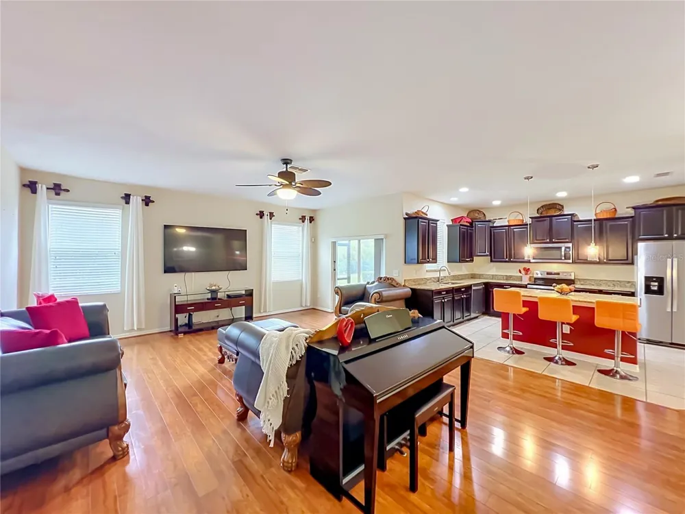 3514 RODRICK CIRCLE Orlando, FL 32824