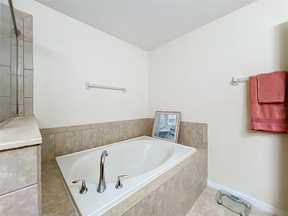 3514 RODRICK CIRCLE Orlando, FL 32824
