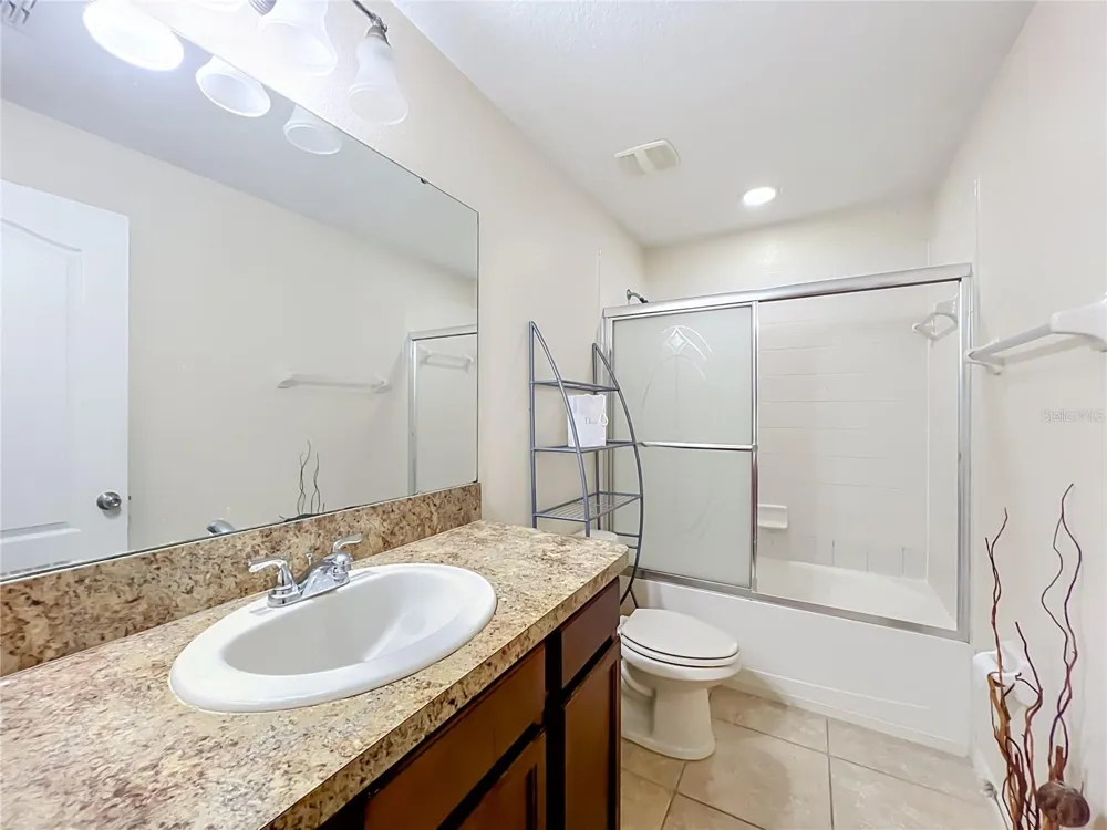 3514 RODRICK CIRCLE Orlando, FL 32824