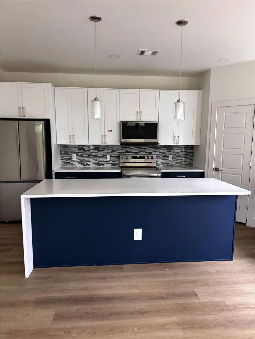 7306 Rubio Place Dallas, TX 75235