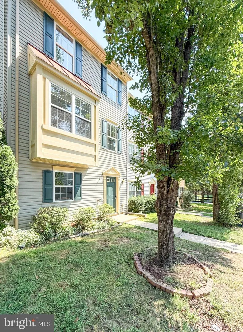 104 CHARLES STREET Fredericksburg, VA 22405