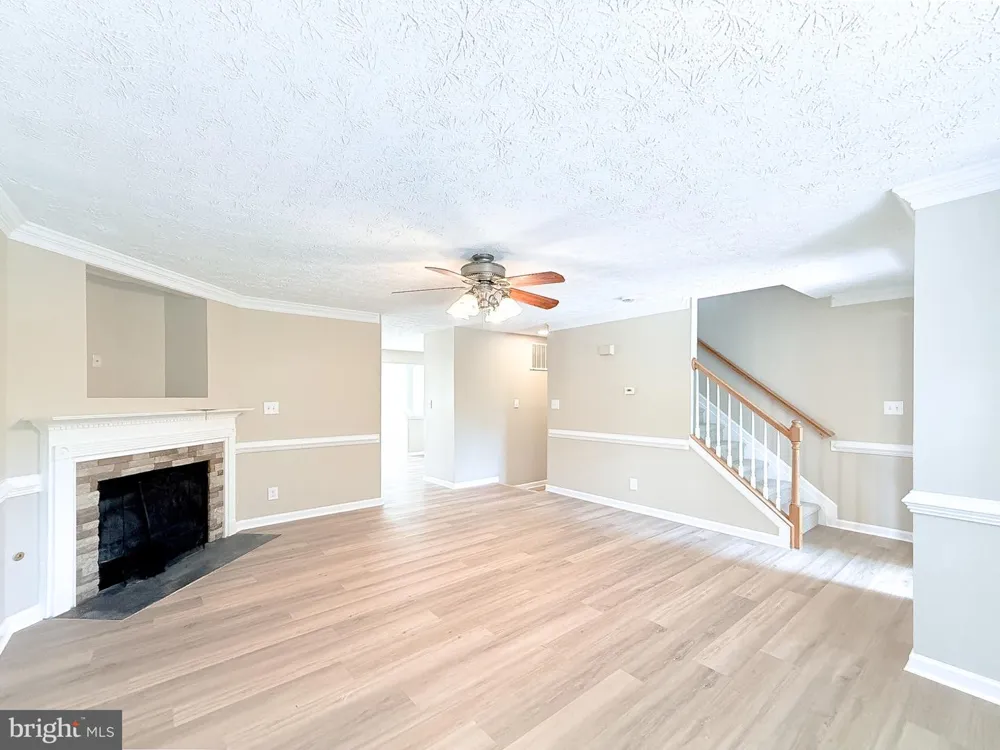 104 CHARLES STREET Fredericksburg, VA 22405