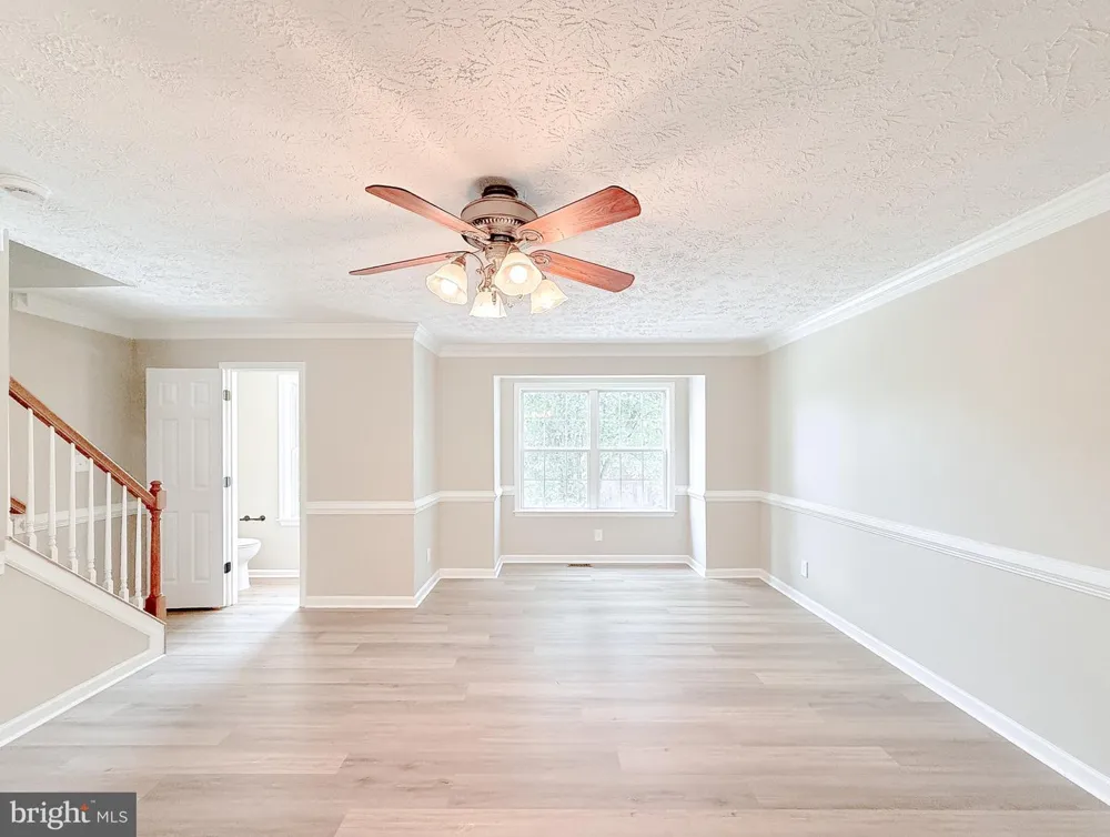 104 CHARLES STREET Fredericksburg, VA 22405
