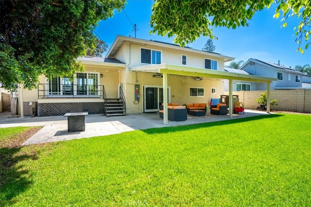 836 S Greengrove Orange, CA 92866