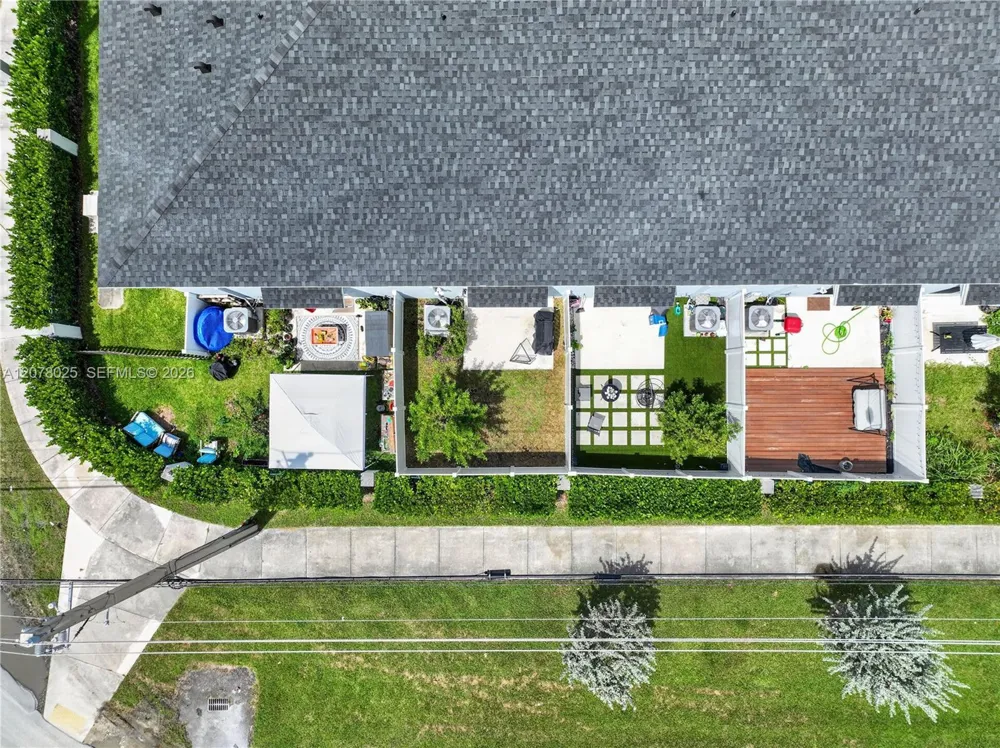 389 NW 10th Ct Florida City, FL 33034
