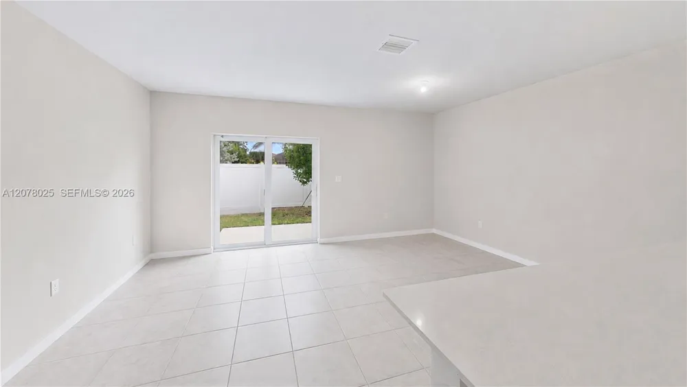 389 NW 10th Ct Florida City, FL 33034