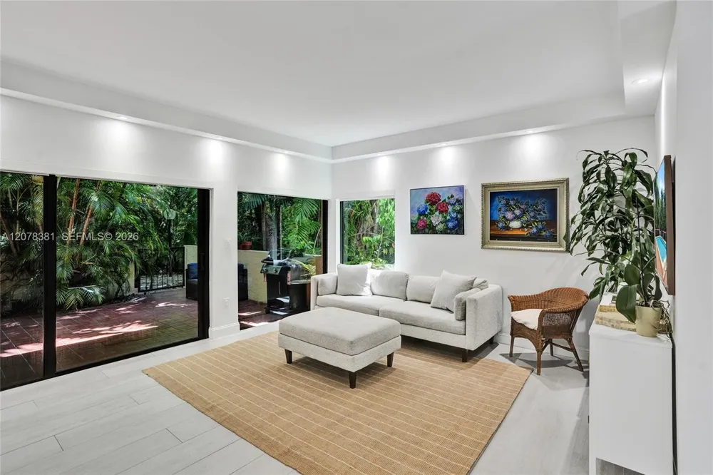 2420 Brickell Ave #108B Miami, FL 33129